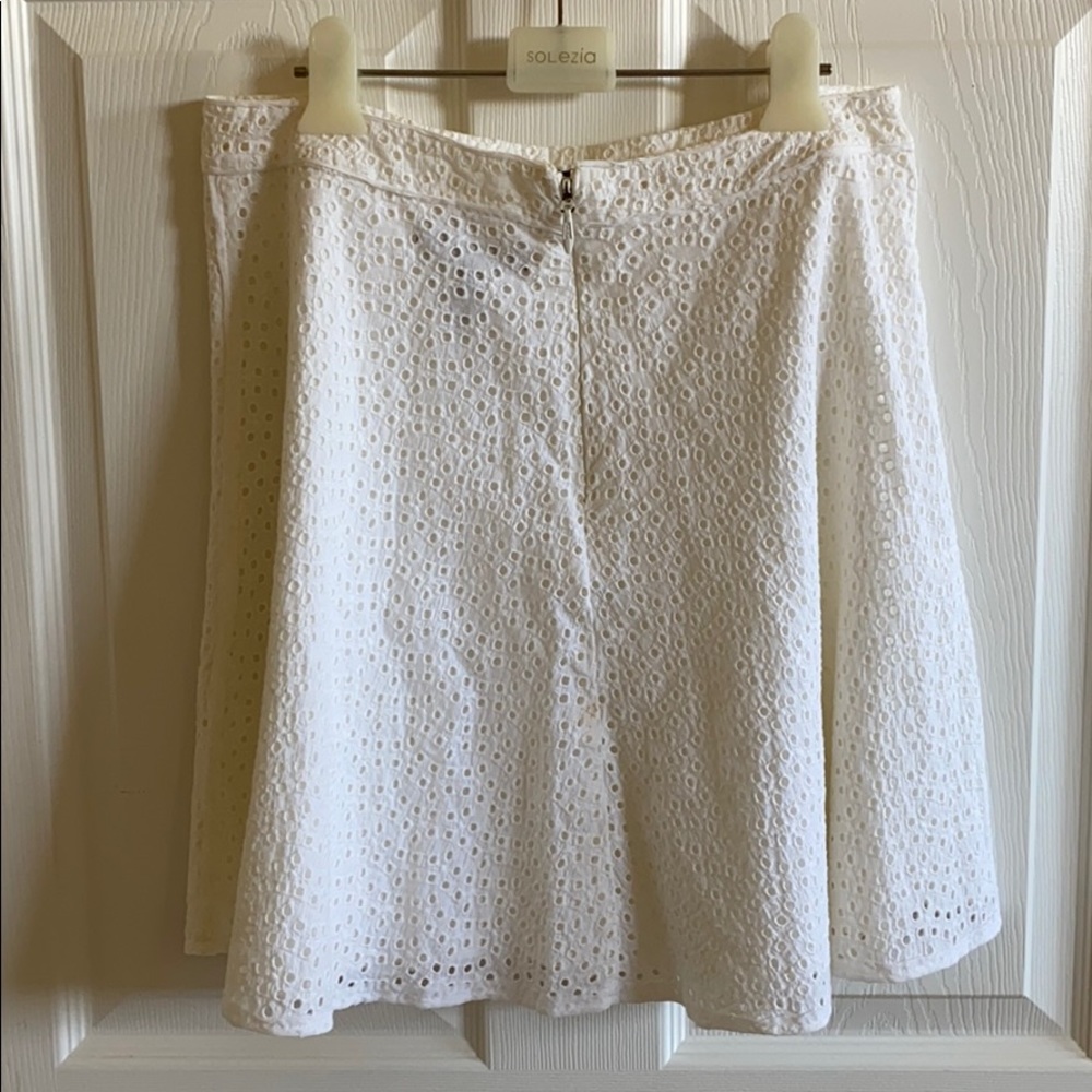BCBGMAXAZRIA eyelet skirt M